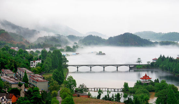 1615275592226660.jpg t01681e8b36d6605b6b.jpg