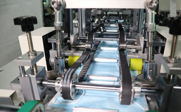 1649752660160134.jpg 全自動一拖一平面口罩機(jī).jpg