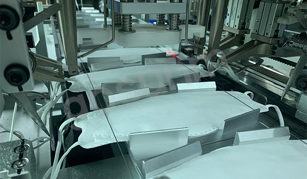 1650870968126538.jpg 魚型口罩機(jī)細(xì)節(jié)圖.jpg