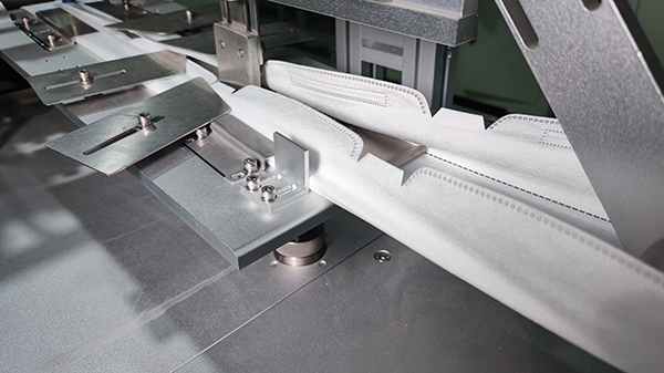 1651648202481388.jpg 口罩機細節(jié)圖.jpg