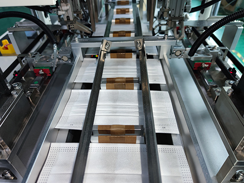 1657693362426749.jpg 口罩機(jī)器圖片.jpg